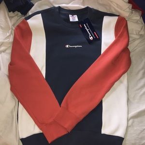 Brand New With Tags. Champion Crewneck mens medium